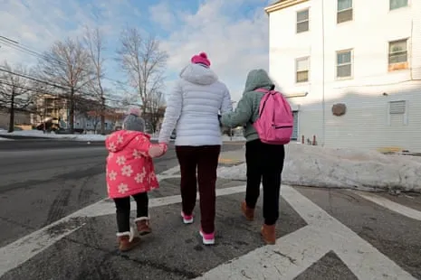 Courts Decide Opposing White House on Removing Guatemalan Minors and Venezuelan Nationals